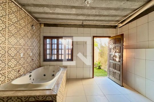 Banheiro da Suíte de apartamento para alugar com 2 quartos, 80m² em Gamboa, Rio de Janeiro