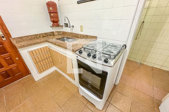 Cozinha de apartamento à venda com 3 quartos, 83m² em Botafogo, Rio de Janeiro