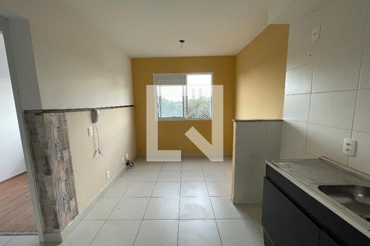 Apartamento à venda com 2 quartos, 32m² em Jardim Celeste, São Paulo