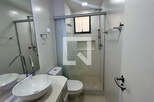 Banheiro da Suíte de apartamento à venda com 3 quartos, 109m² em Recreio dos Bandeirantes, Rio de Janeiro