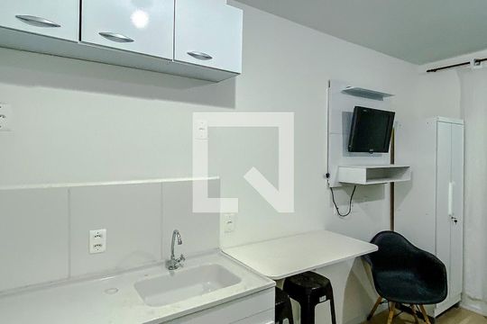 Cozinha de kitnet/studio à venda com 1 quarto, 15m² em Mooca, São Paulo