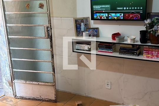 Kitnet/Studio para alugar com 2 quartos, 40m² em Glória, Belo Horizonte