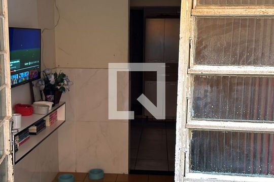 Kitnet/Studio para alugar com 2 quartos, 40m² em Glória, Belo Horizonte