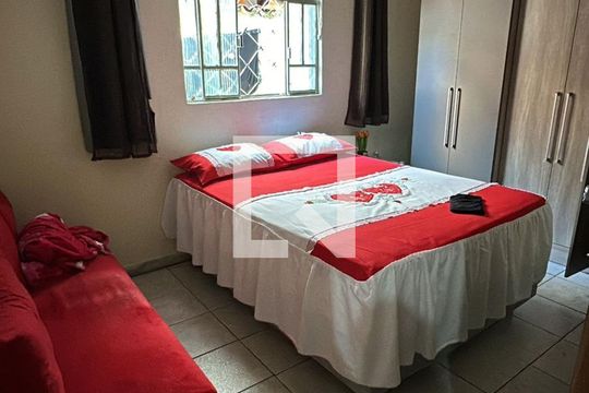 Kitnet/Studio para alugar com 3 quartos, 50m² em Glória, Belo Horizonte
