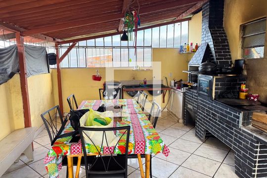 Área de Serviço de casa à venda com 3 quartos, 400m² em Milionários, Belo Horizonte