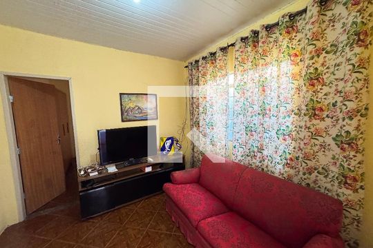Casa à venda com 3 quartos, 400m² em Milionários, Belo Horizonte