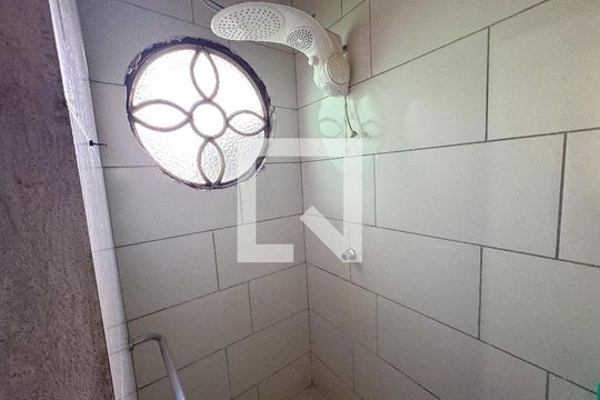 Banheiro de casa à venda com 3 quartos, 400m² em Milionários, Belo Horizonte