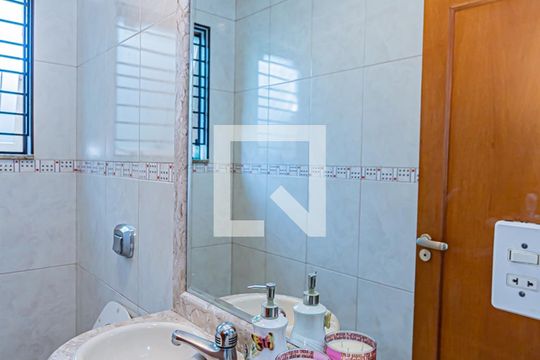 Lavabo de casa à venda com 4 quartos, 168m² em São Domingos, São Paulo