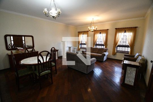 Sala de casa à venda com 4 quartos, 300m² em Parque Taquaral, Campinas
