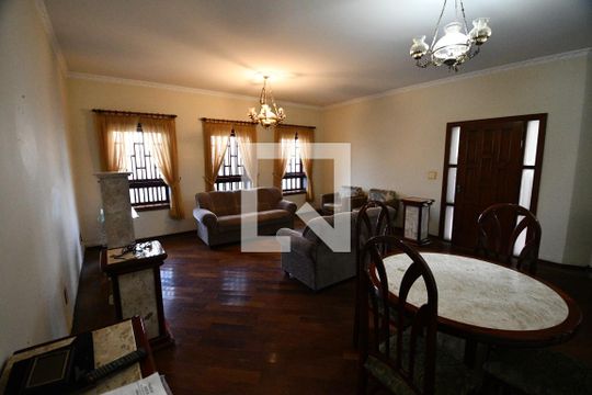 Sala de casa à venda com 4 quartos, 300m² em Parque Taquaral, Campinas