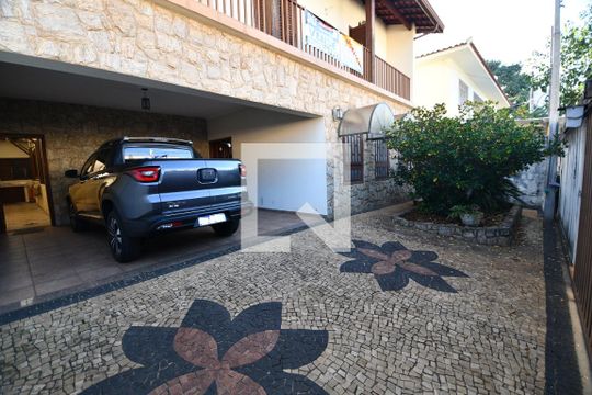 Garagem de casa à venda com 4 quartos, 300m² em Parque Taquaral, Campinas
