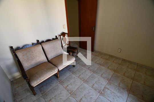 Quarto 1 de casa à venda com 4 quartos, 300m² em Parque Taquaral, Campinas