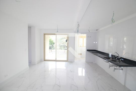 Apartamento à venda com 2 quartos, 75m² em Jardim São Paulo, São Paulo