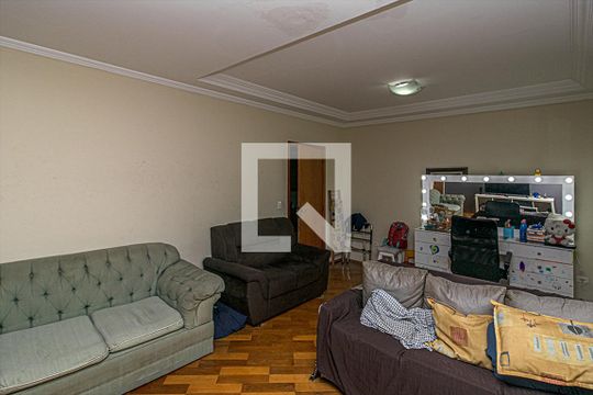 Sala (Casa 1) de casa à venda com 7 quartos, 359m² em Vila da Saúde, São Paulo