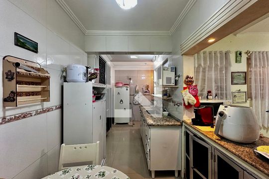 Cozinha de casa à venda com 3 quartos, 200m² em Campo Belo, São Paulo