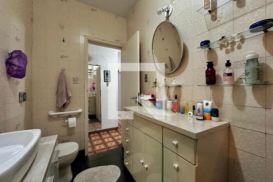 Banheiro de casa à venda com 3 quartos, 200m² em Campo Belo, São Paulo