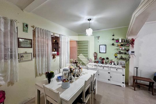 Sala de casa à venda com 3 quartos, 200m² em Campo Belo, São Paulo