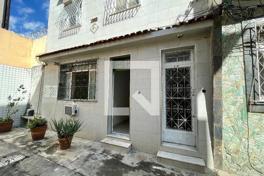 Fachada da Casa de casa à venda com 2 quartos, 65m² em Maracanã, Rio de Janeiro