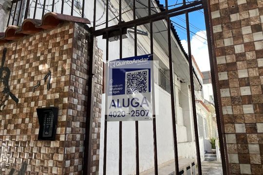 Plaquinha de casa à venda com 2 quartos, 65m² em Maracanã, Rio de Janeiro