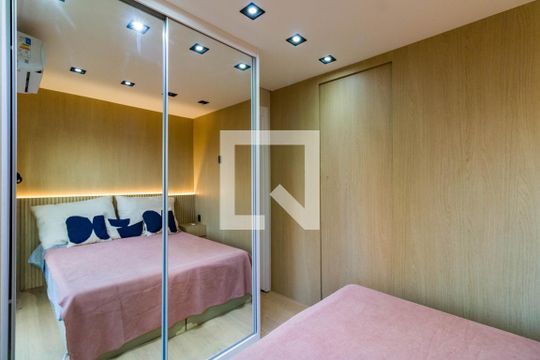 Quarto de kitnet/studio à venda com 1 quarto, 26m² em Cidade Jardim, São Paulo