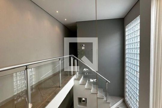 Casa à venda com 3 quartos, 240m² em Parque Cruzeiro do Sul, São Paulo