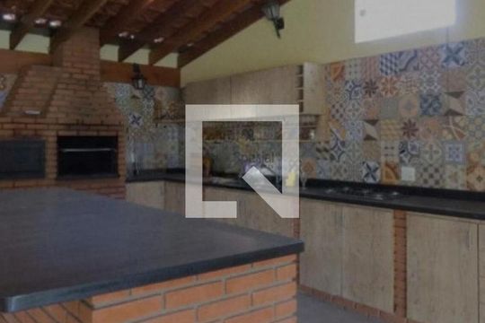 Casa à venda com 3 quartos, 400m² em Cidade Mãe do Céu, São Paulo