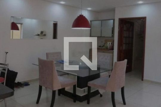 Casa à venda com 3 quartos, 400m² em Cidade Mãe do Céu, São Paulo