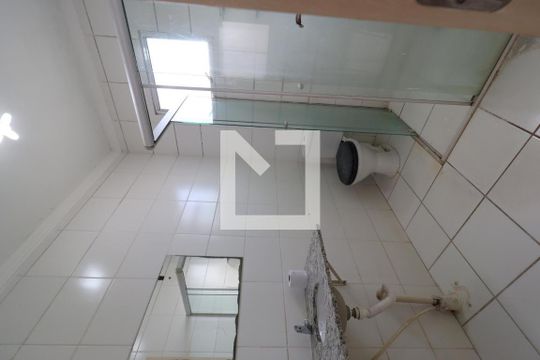 Banheiro Social de apartamento para alugar com 2 quartos, 48m² em Jardim Florestan Fernandes, Ribeirão Preto