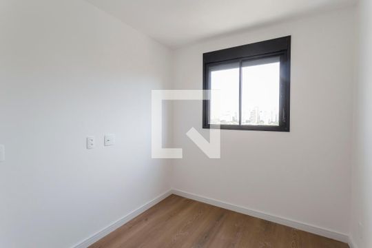 Quarto de kitnet/studio à venda com 1 quarto, 27m² em Moema, São Paulo