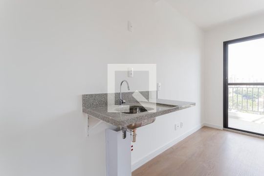 Sala/Cozinha de kitnet/studio à venda com 1 quarto, 27m² em Moema, São Paulo