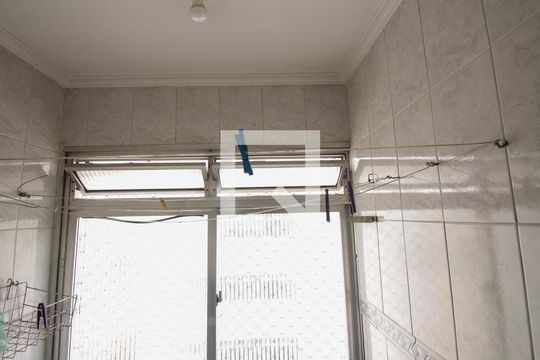 Área de Serviço de apartamento para alugar com 2 quartos, 44m² em Parque Savoy City, São Paulo
