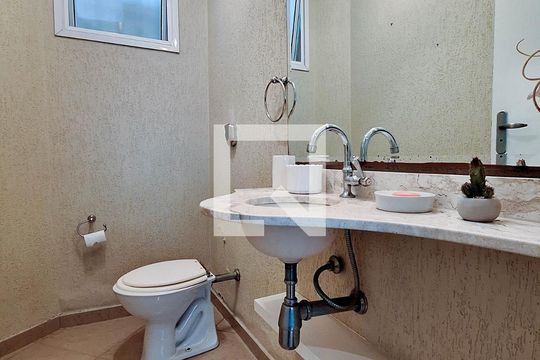 Lavabo de casa à venda com 4 quartos, 334m² em Itaipu, Niterói