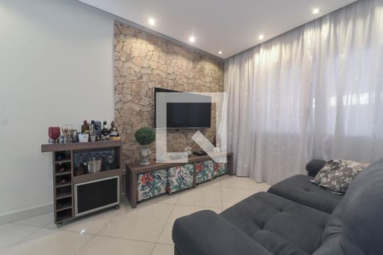 Sala de casa à venda com 2 quartos, 120m² em Vila Brasilio Machado, São Paulo