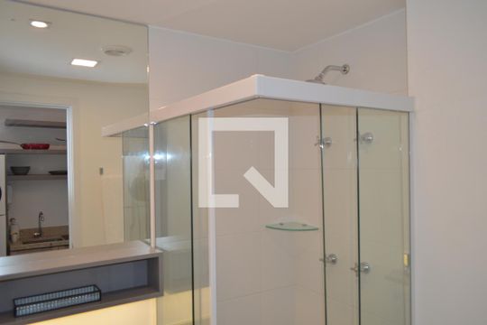 Banheiro de apartamento para alugar com 1 quarto, 23m² em Vila Mariana, São Paulo
