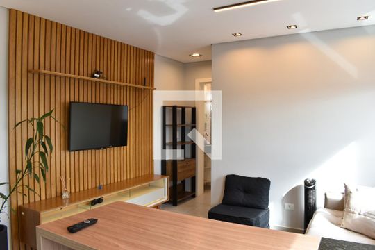Sala de kitnet/studio para alugar com 1 quarto, 42m² em Capão da Imbuia, Pinhais