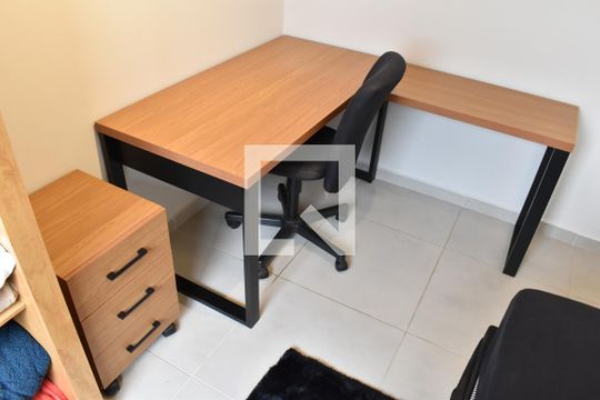 Quarto de kitnet/studio para alugar com 1 quarto, 42m² em Capão da Imbuia, Pinhais