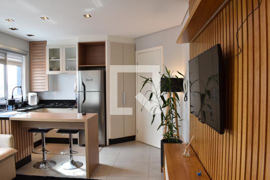 Sala de kitnet/studio para alugar com 1 quarto, 42m² em Capão da Imbuia, Pinhais