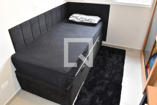 Quarto de kitnet/studio para alugar com 1 quarto, 42m² em Capão da Imbuia, Pinhais