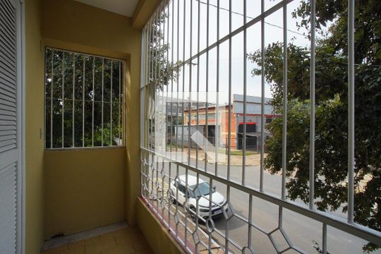 Quarto 4 Varanda - Segundo Andar de casa à venda com 4 quartos, 252m² em Navegantes, Porto Alegre