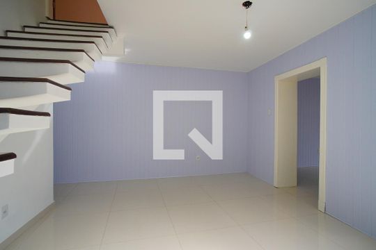 Sala 2 de casa à venda com 4 quartos, 252m² em Navegantes, Porto Alegre