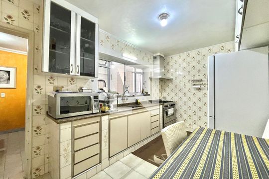 Cozinha de casa para alugar com 4 quartos, 200m² em Jabaquara, São Paulo