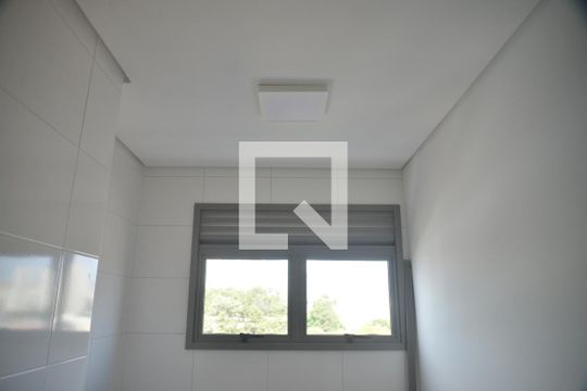 Área de Serviço de apartamento para alugar com 2 quartos, 58m² em Vila Sao Pedro, Santo André