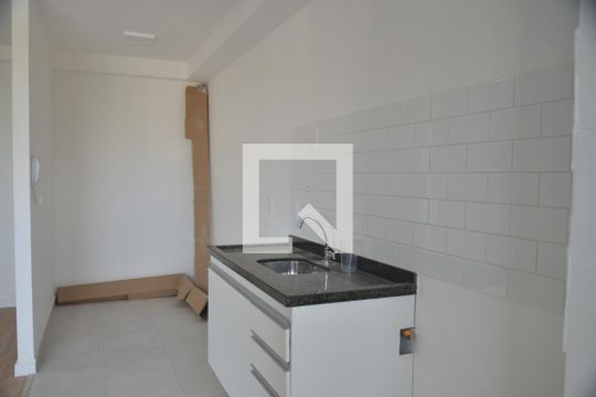 Cozinha de apartamento para alugar com 2 quartos, 58m² em Vila Sao Pedro, Santo André
