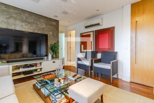 Sala de apartamento à venda com 4 quartos, 168m² em Sumarezinho, São Paulo