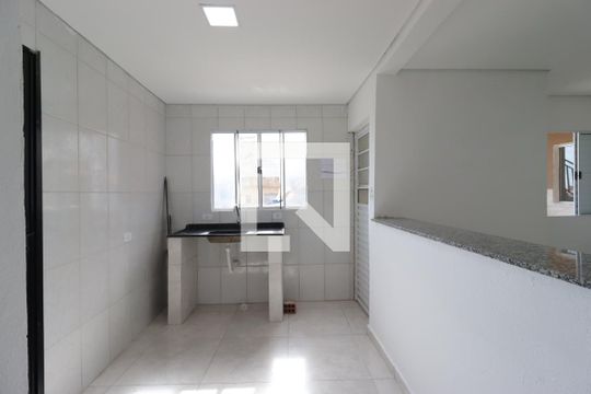 Cozinha de casa para alugar com 2 quartos, 70m² em Vila Aquilino, Santo André