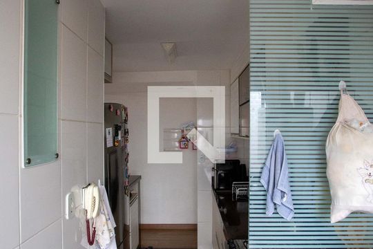 Área de Serviço de apartamento à venda com 3 quartos, 70m² em Taboão, Diadema