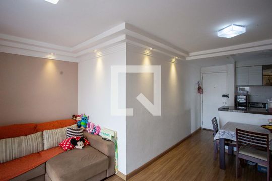 Sala de apartamento à venda com 3 quartos, 70m² em Taboão, Diadema