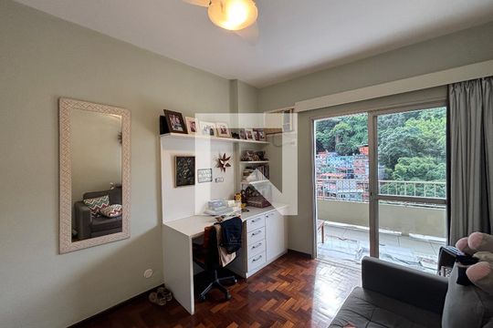 Quarto de apartamento à venda com 2 quartos, 114m² em Humaitá, Rio de Janeiro