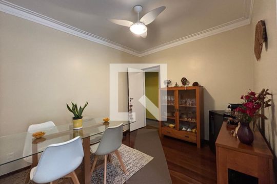 Sala de apartamento à venda com 2 quartos, 114m² em Humaitá, Rio de Janeiro