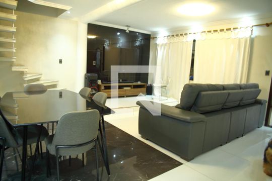 Sala de casa à venda com 4 quartos, 270m² em Vila Netuno, São Bernardo do Campo